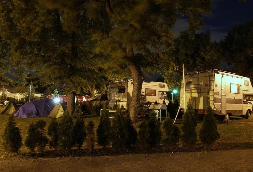 בית מלון כפרי Camping Malta