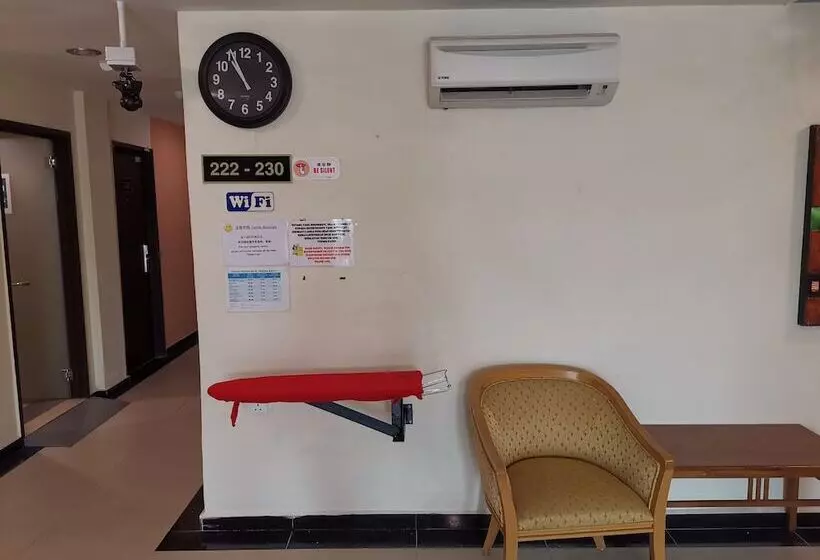 ホテル Centre Point Tampin