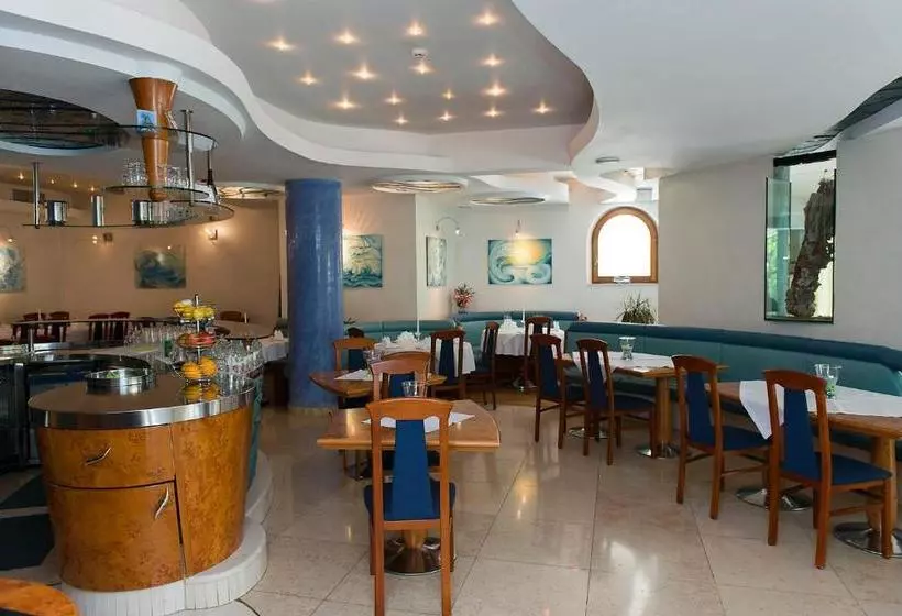 Hotelli Pansion Maestral