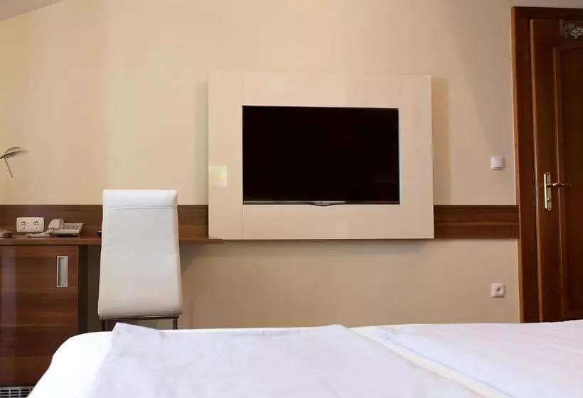 Hotelli Pansion Maestral