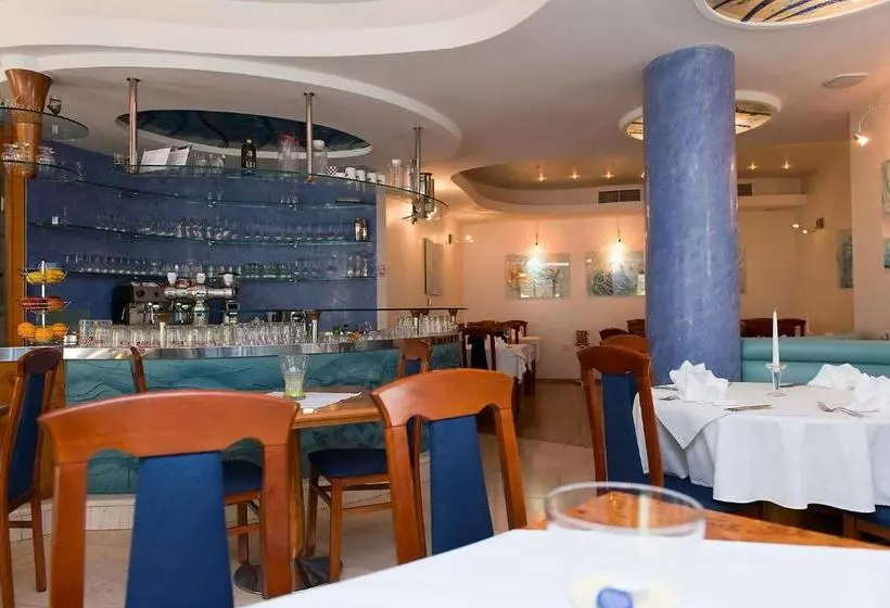 Hotelli Pansion Maestral