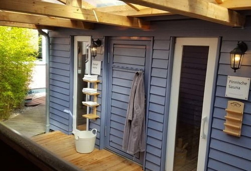 Отель Regenbogen Göhren