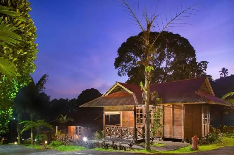 ペンション Highland Resort & Nature Tours