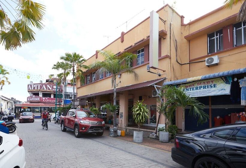 Meera Heritage Motel