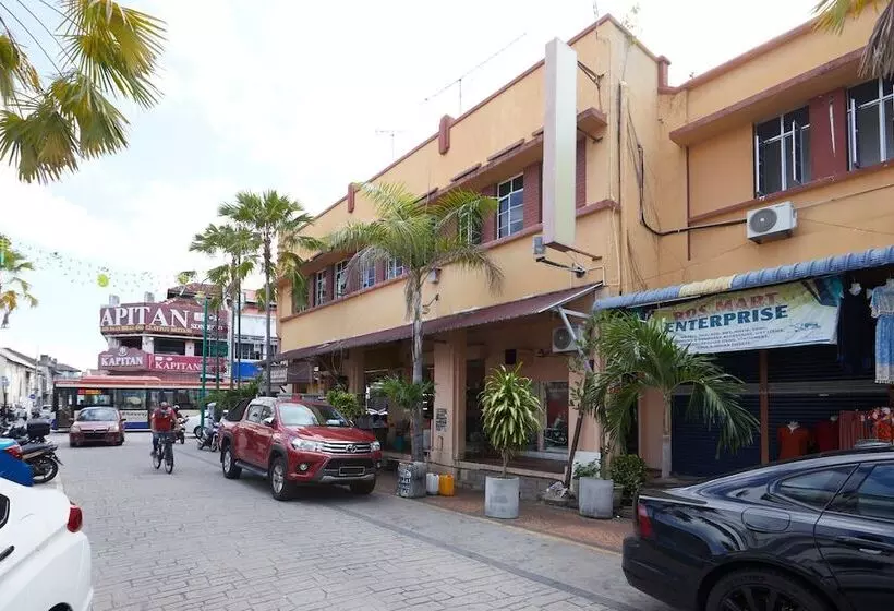 Meera Heritage Motel