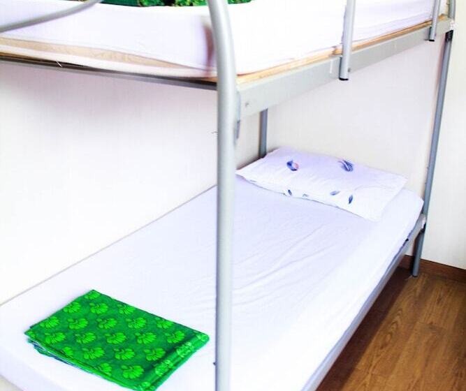 Meera Heritage Motel