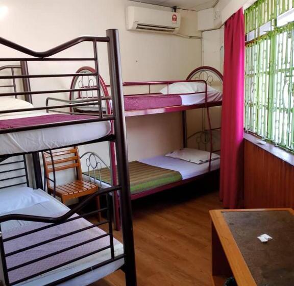 Meera Heritage Motel