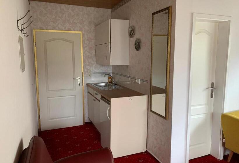 Hotel Gästehaus Am Lindenweg