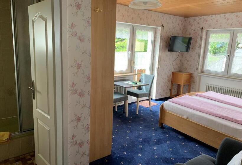 Hotel Gästehaus Am Lindenweg