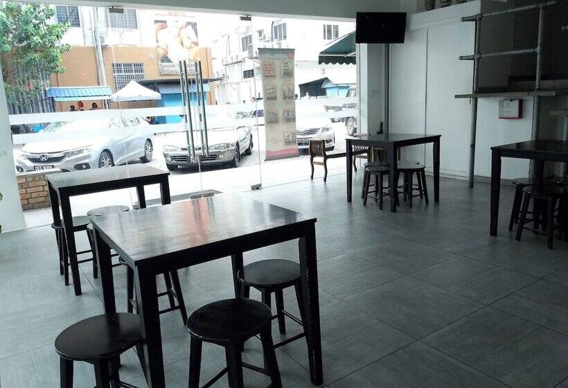 בית מלון כפרי Jelai Mentakab