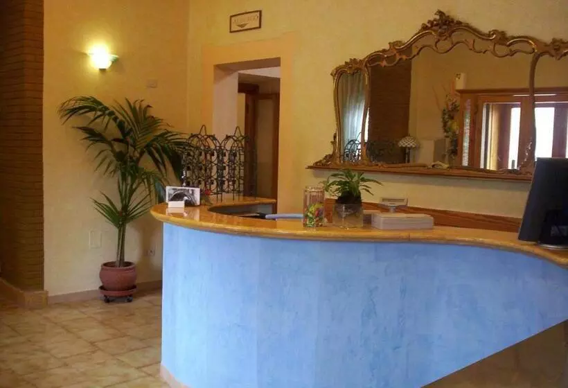 Hotelli Albergo Ristoranteparco Alle Nocitra La Cascata Delle Marmore,labro E Valle Santa Di S Francesco