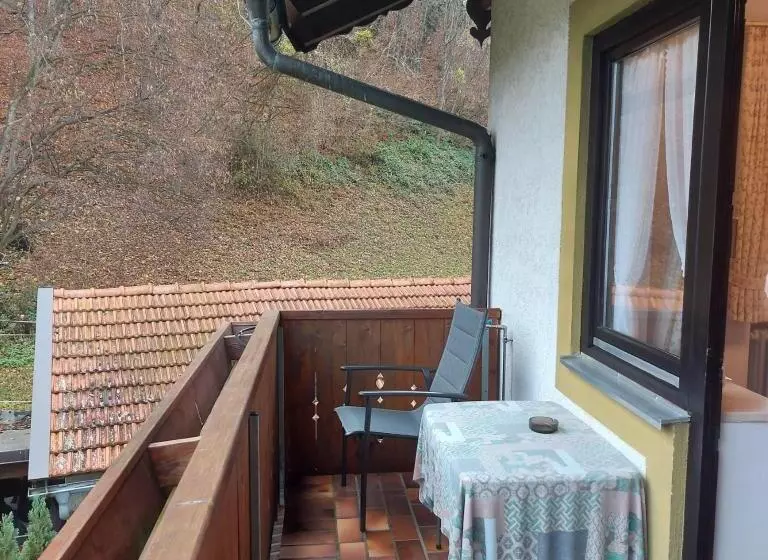 Hotelli Landhaus Weiß