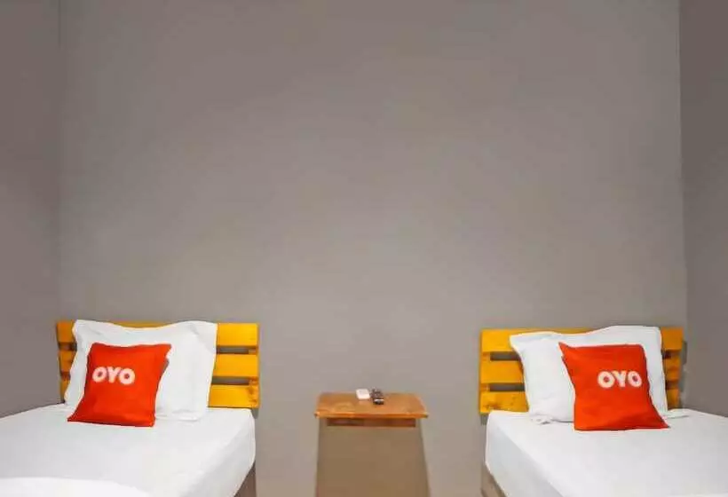 ホテル Oyo 990 Stadion Residence