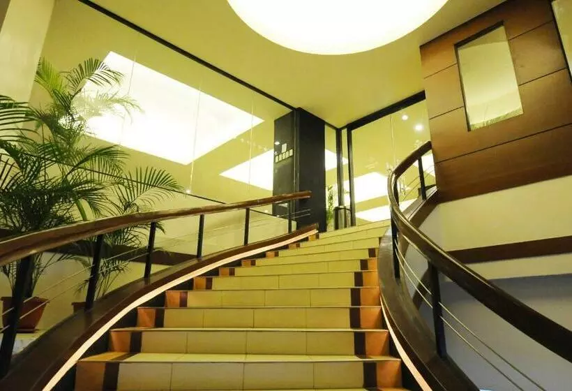 Hotelli Sampaguita Suites Jrg