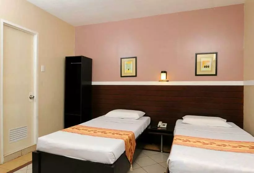 Hotelli Sampaguita Suites Jrg