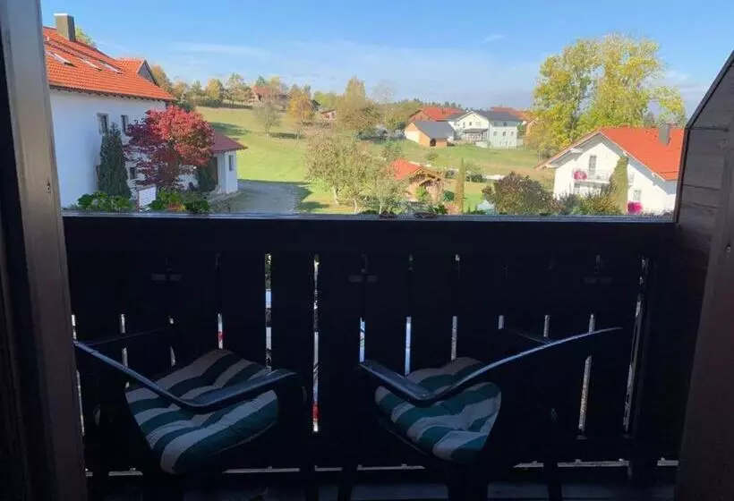 هتل Zur Linde