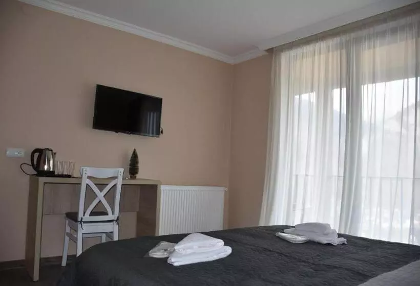 مسافرخانه Nikala's House