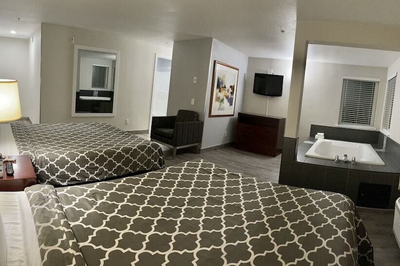 Otel Americas Inn And Suite