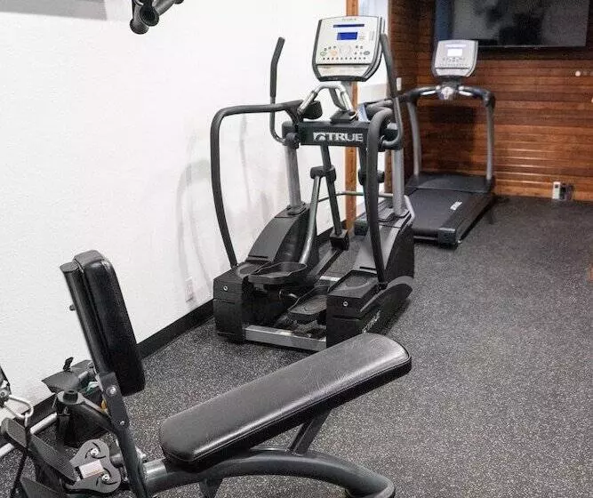 فندق Bayside Inn & Suites Eureka