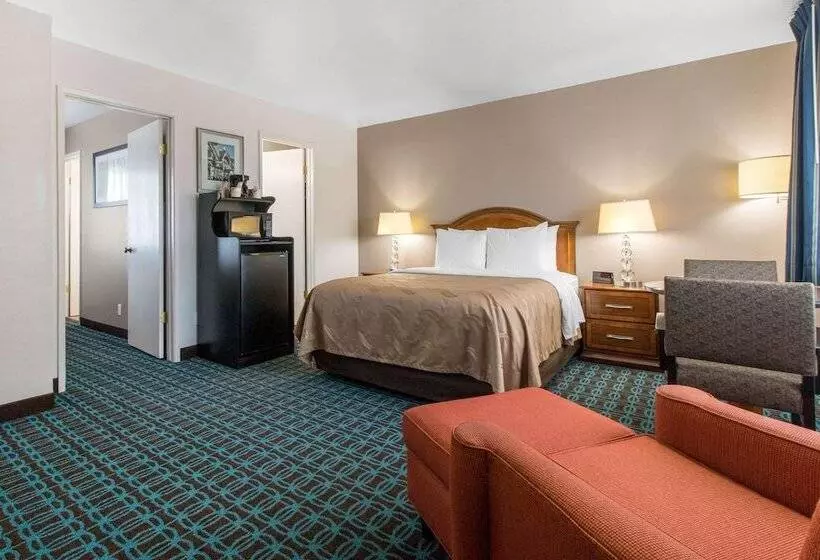 فندق Bayside Inn & Suites Eureka