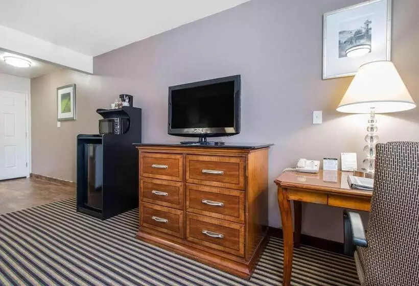 فندق Bayside Inn & Suites Eureka