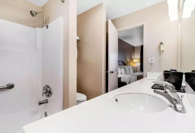 فندق Bayside Inn & Suites Eureka