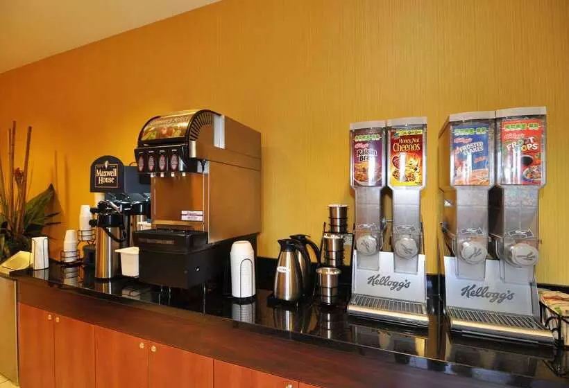 호텔 Best Western Plus Fresno Inn