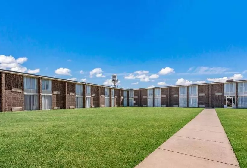 Bricktown Hotel & Extended Stay