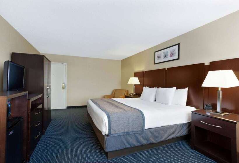 בית מלון כפרי Hampton Inn Manchester Downtown