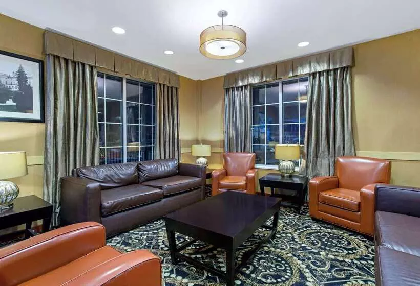 هتل Hampton Inn Manchester Downtown