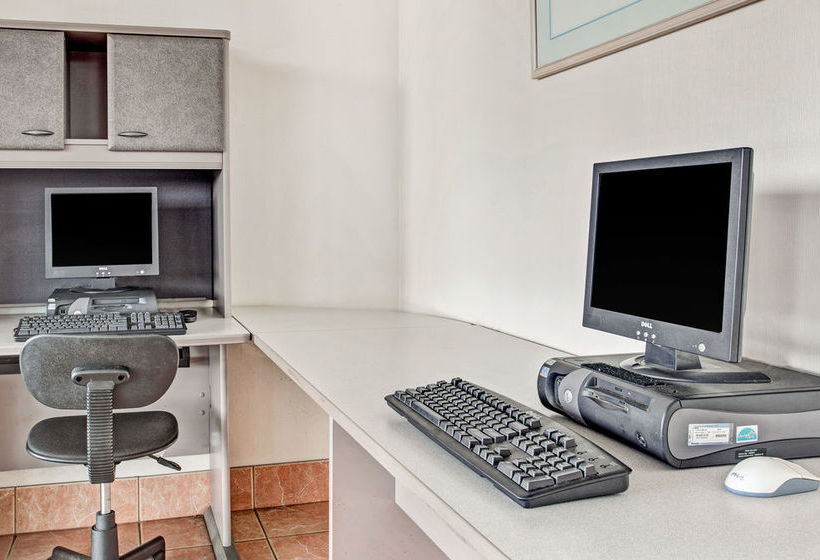 فندق Knights Inn Bradenton