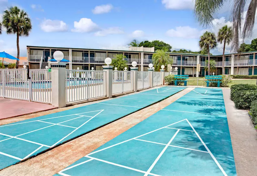 ホテル Knights Inn Bradenton