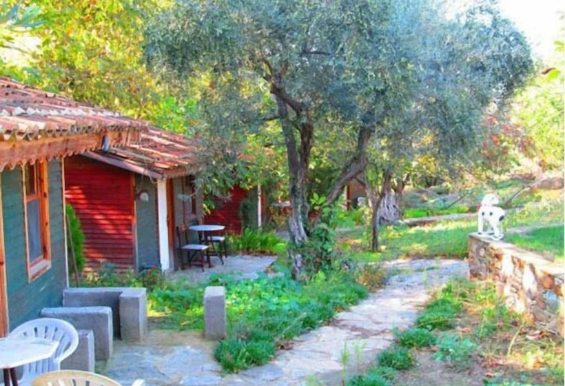 Kucuk Ciftlik Bungalow Evleri