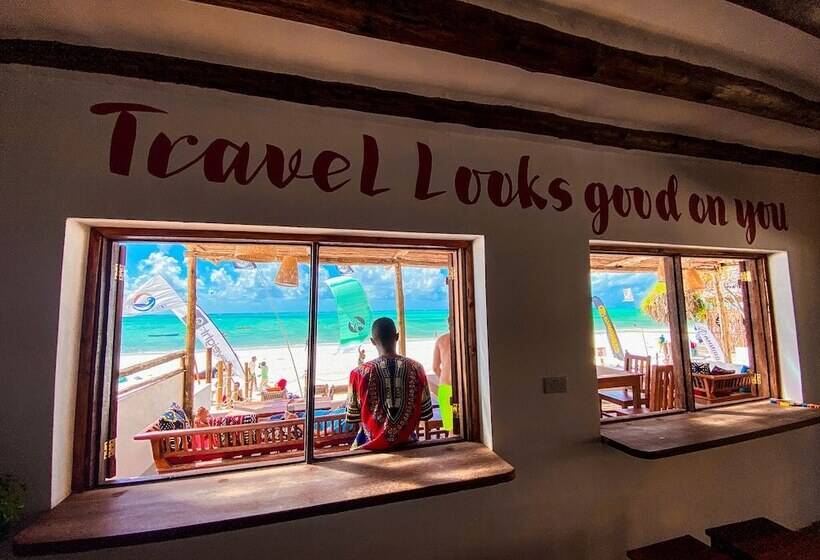 بنسيون Ananda Beach