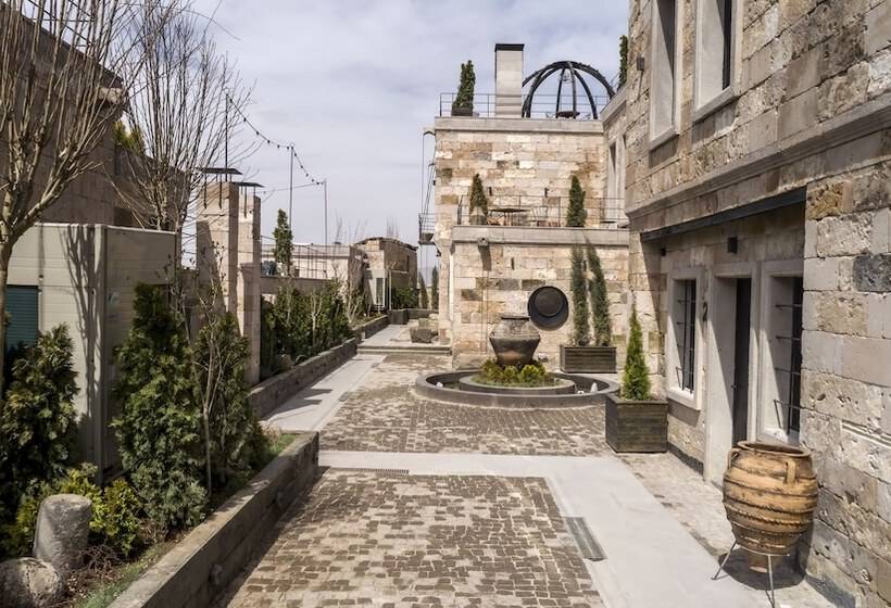 هتل Carus Cappadocia