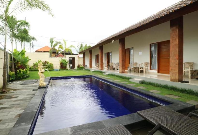 בית מלון כפרי Aghasvina Guesthouse Canggu