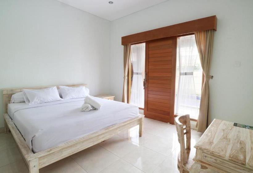 בית מלון כפרי Aghasvina Guesthouse Canggu