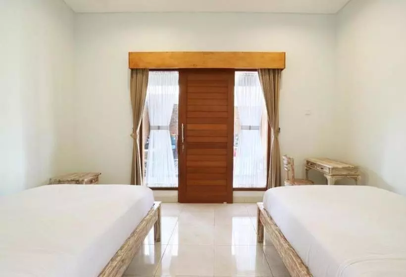 ホテル Aghasvina Guesthouse Canggu