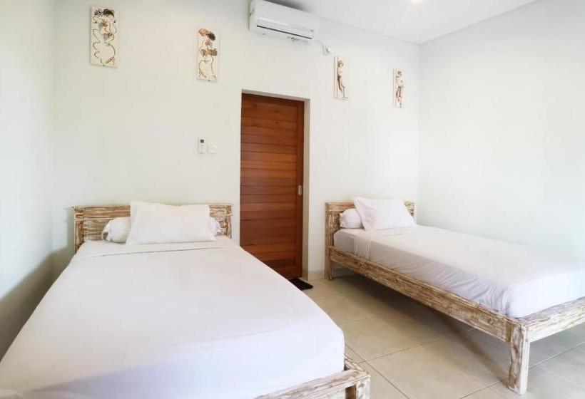 בית מלון כפרי Aghasvina Guesthouse Canggu