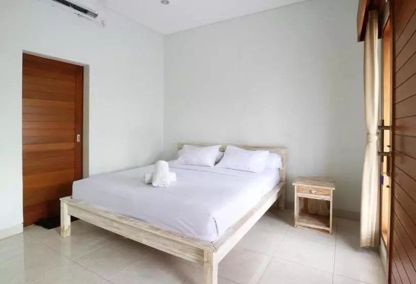 ホテル Aghasvina Guesthouse Canggu
