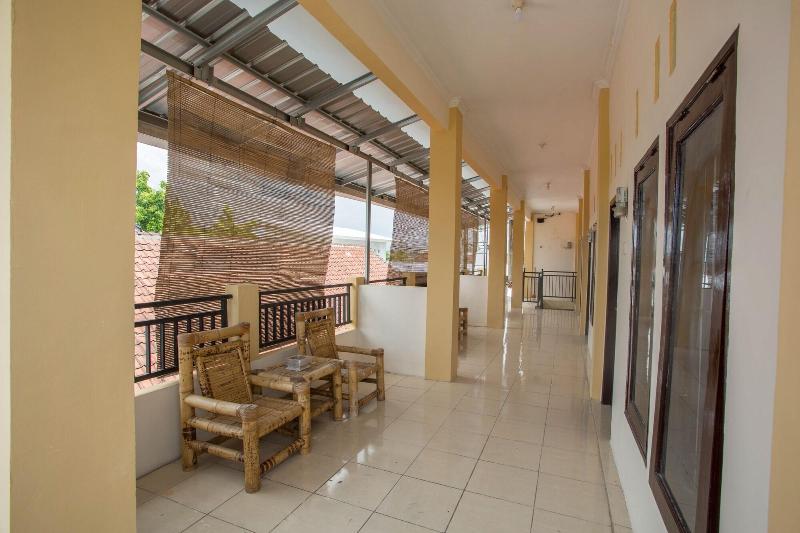 فندق صغير Spot On 1894 Khanida