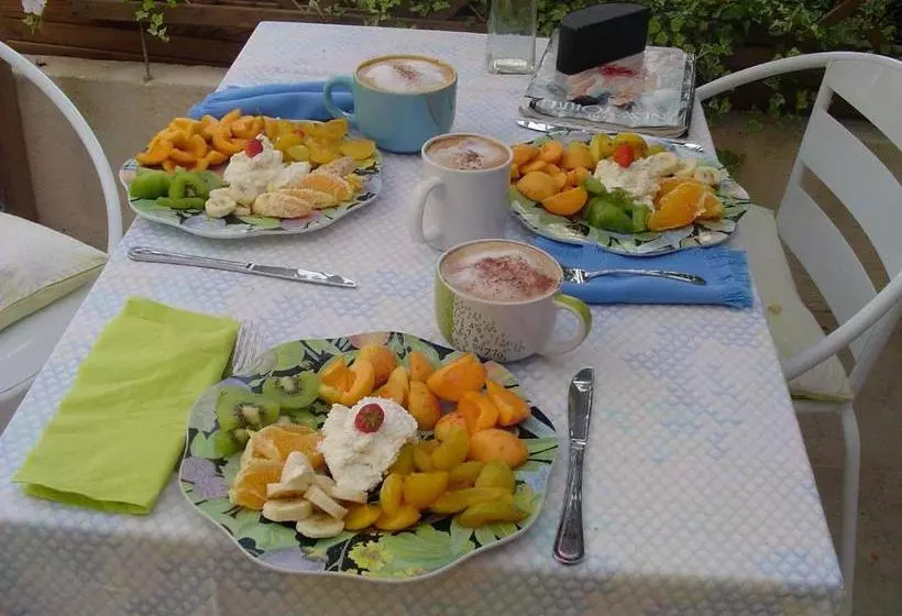 تختخواب و صبحانه Corsica Fiurita