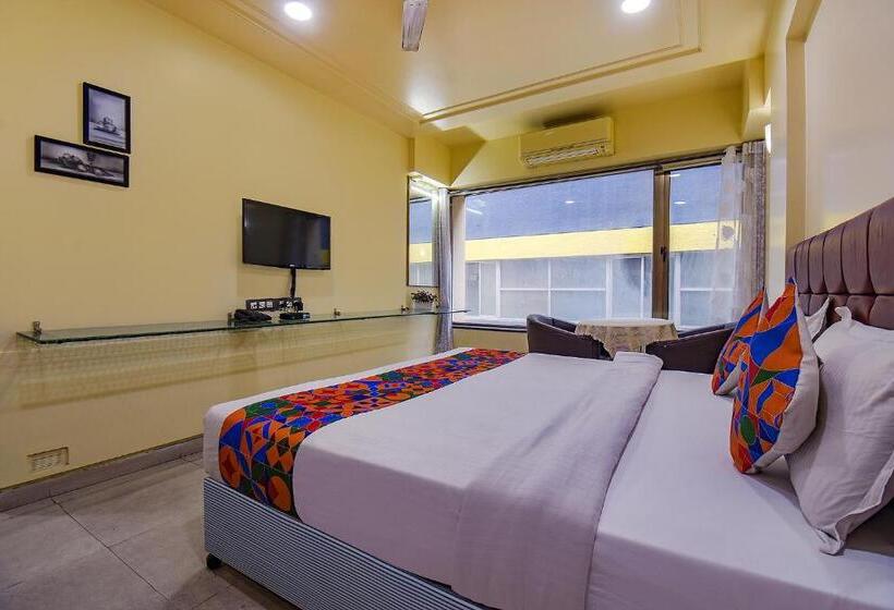 Fabhotel Sr Wakad   Nr Mall Of Millenium