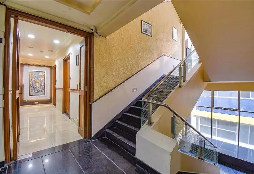 Fabhotel Sr Wakad   Nr Mall Of Millenium