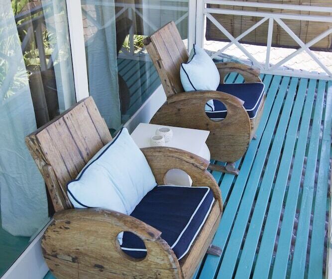 ホテル The Chillhouse Canggu By Bvr Bali Holiday Rentals