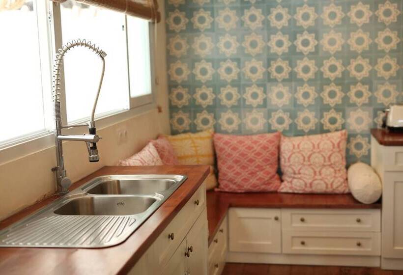 ホテル The Chillhouse Canggu By Bvr Bali Holiday Rentals