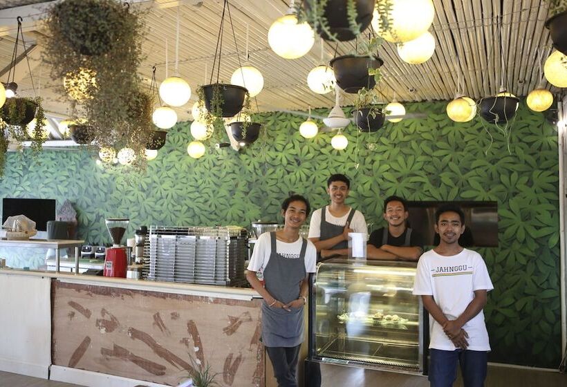 ホテル The Chillhouse Canggu By Bvr Bali Holiday Rentals