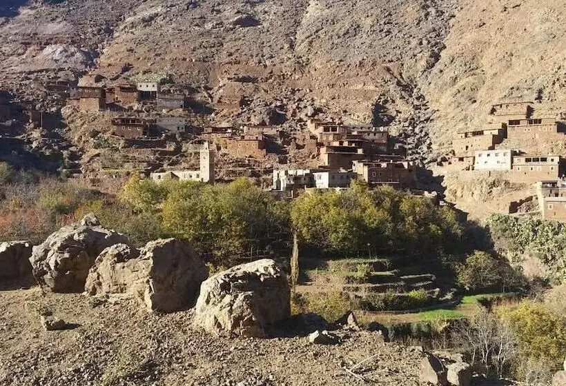 پانسیون Dar Amadine