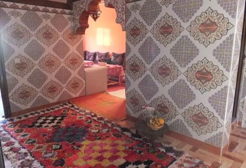 پانسیون Dar Amadine