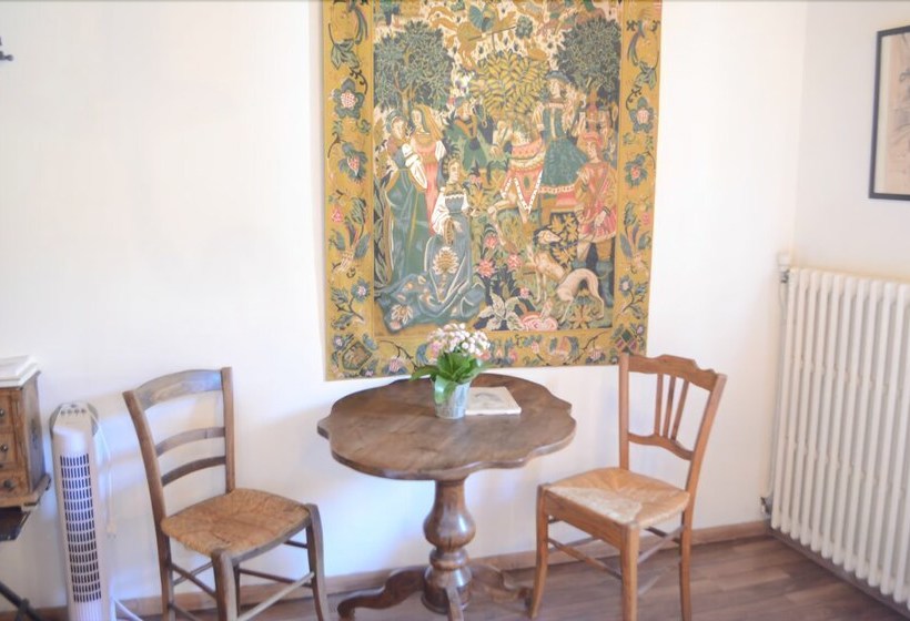 פנסיון Le Grenier A Sel